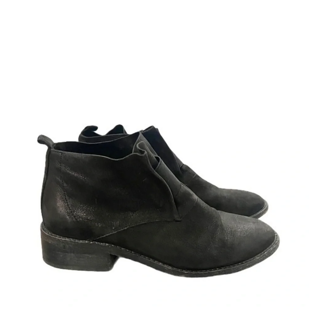 Eileen Fisher Soul Black Nubuck Desert Slip On Ankle Boots‎